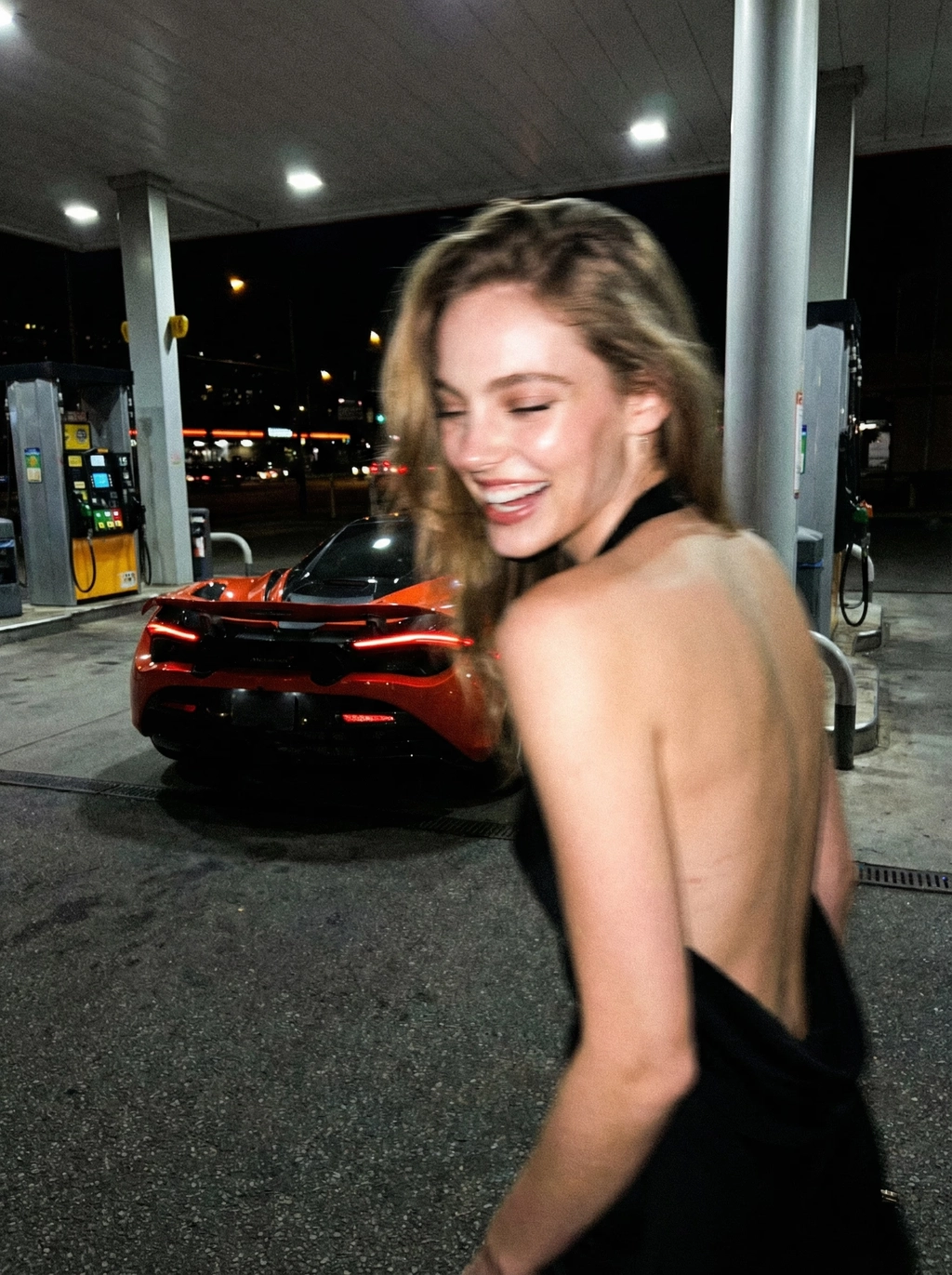 Придорожная заправка