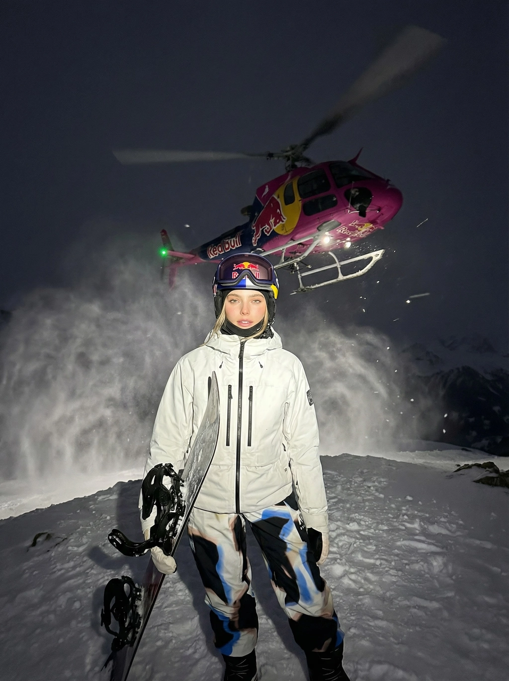 Заснеженная гора